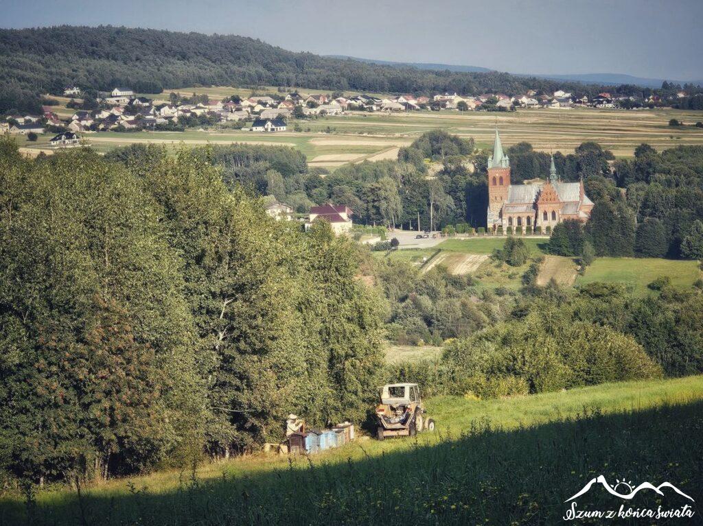 Główny Szlak Świętokrzyski: Kuźniaki